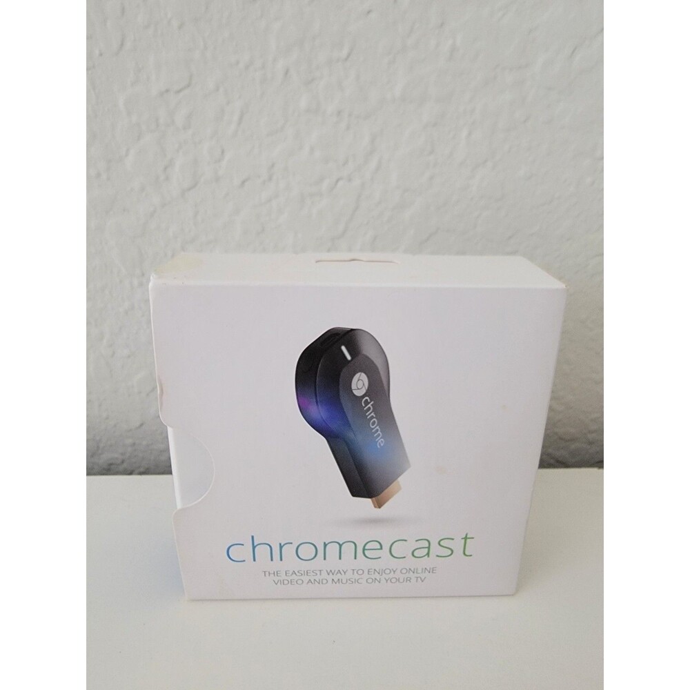 Google Chromecast 1st Generation Streaming Media Player 1080p Wi-Fi HDMI Black